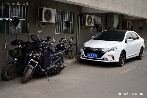 純凈的春節(jié) 北京比亞迪秦車(chē)主11天沒(méi)用一滴油！