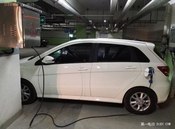 EV200駕駛3000公里心得：冬季續(xù)航180公里以上無(wú)壓力