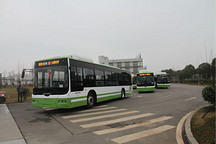 南車(chē)時(shí)代電動(dòng)50臺(tái)新能源車(chē)交付給湖南龍?bào)J