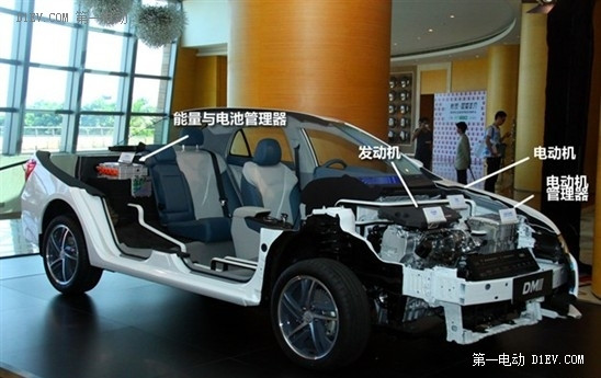 ”3.9秒破百并不是唯一亮點(diǎn)“評(píng)比亞迪(S9)第2代超級(jí)電4驅(qū)