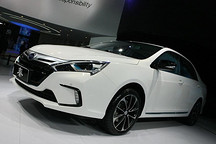 比亞迪秦前兩月新能源車(chē)市場(chǎng)份額占3成 將推出秦雙冠版