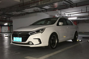 不求低趴只為適中 比亞迪秦更換短彈簧紀(jì)實(shí)