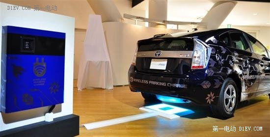 革命性充電方式來臨 全球電動汽車無線充電技術哪家強？