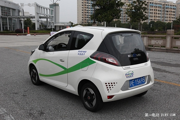 重重利好不妨精挑細(xì)選 辣評(píng)9款主流純電動(dòng)汽車