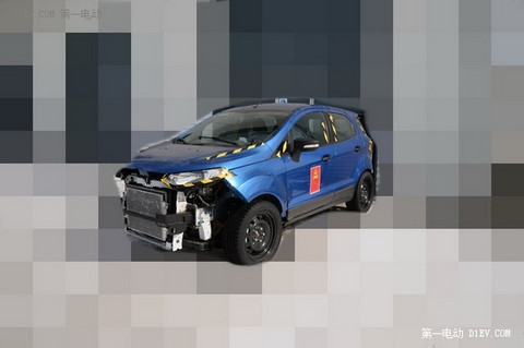 续航70公里 评比亚迪小型混动SUV“元”