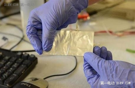 鋁電池：電動汽車?yán)m(xù)航里程的未來？