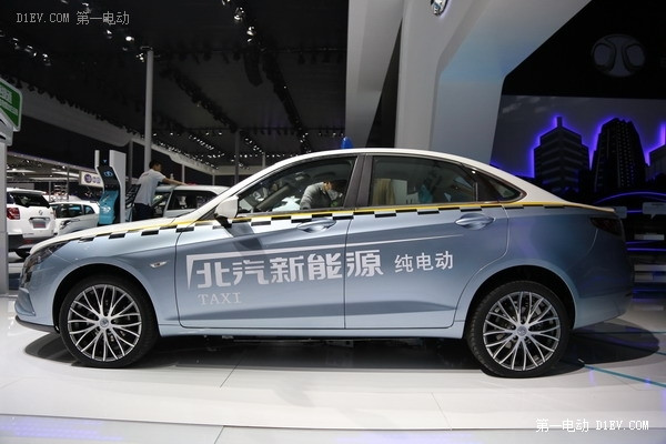 上海車展探館之北汽新能源三劍客