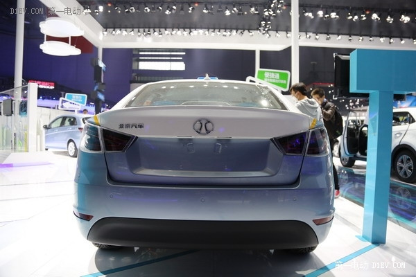 上海車展探館之北汽新能源三劍客