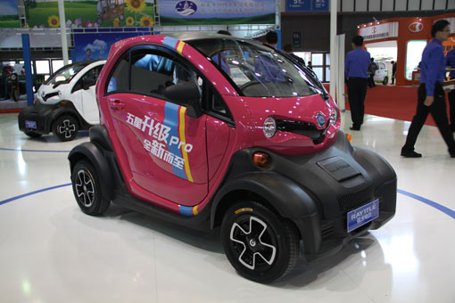 微米E28動(dòng)力續(xù)航全面升級(jí) 為年輕人打造個(gè)性車(chē)