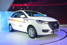 超高性價比！江淮iEV5電動車上市售價8.98萬元