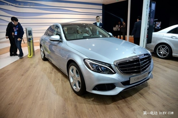 2015上海車展首日成果 11款新能源汽車速覽