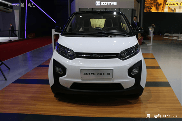 眾泰純電動汽車四杰攜新品眾泰Z700、大邁X5驚艷亮