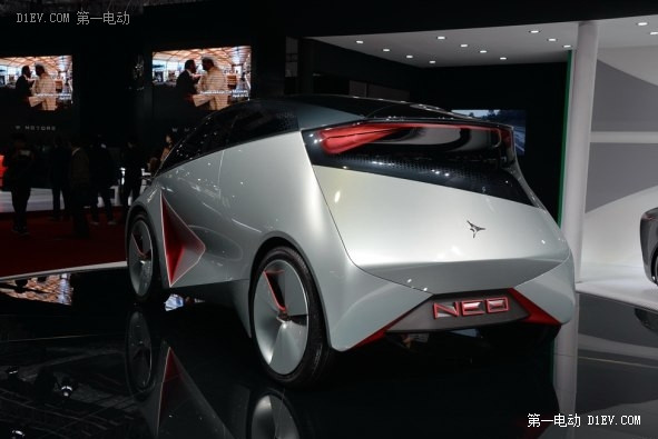 不買票也看的全 2015上海車展大賞（純電動版）