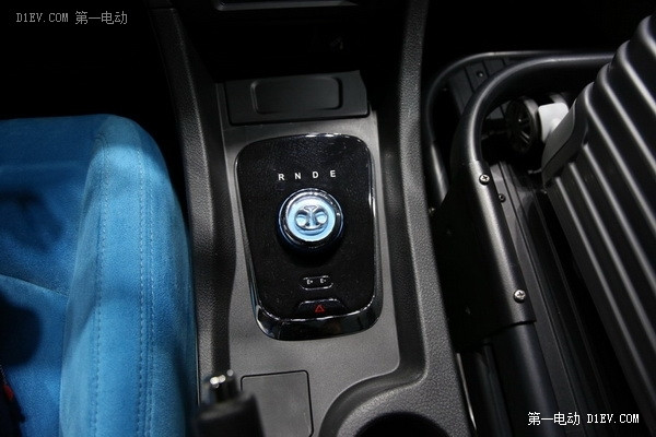 上海車展，深度解析北汽新能源3.5款全新電動(dòng)車 