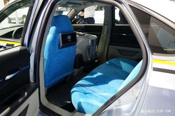 上海車展，深度解析北汽新能源3.5款全新電動(dòng)車 