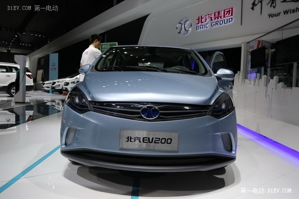 上海車展，深度解析北汽新能源3.5款全新電動(dòng)車 