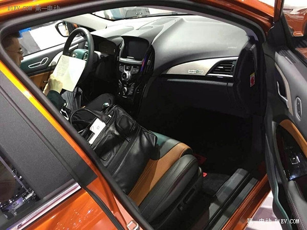 聚焦上海車展：比亞迪秦雙冠版好事將近？