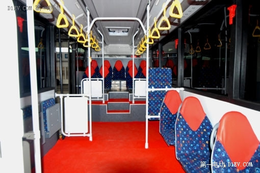 城市“小超人”：南車時(shí)代電動全新定義中小純電動客車