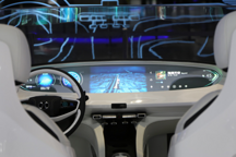 上海車展觀察："互聯(lián)網(wǎng)＋"助推新能源汽車發(fā)展變革
