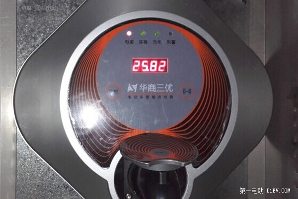 北汽EV200車主分享二代充電樁使用方法+遠(yuǎn)程監(jiān)控技術(shù)