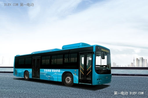 南車時(shí)代電動(dòng)增程插電 讓“好評(píng)”來得更猛烈些
