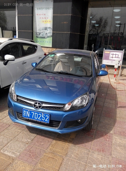 電動(dòng)車主體驗(yàn)電動(dòng)汽車租賃：差別不只是一點(diǎn)點(diǎn)