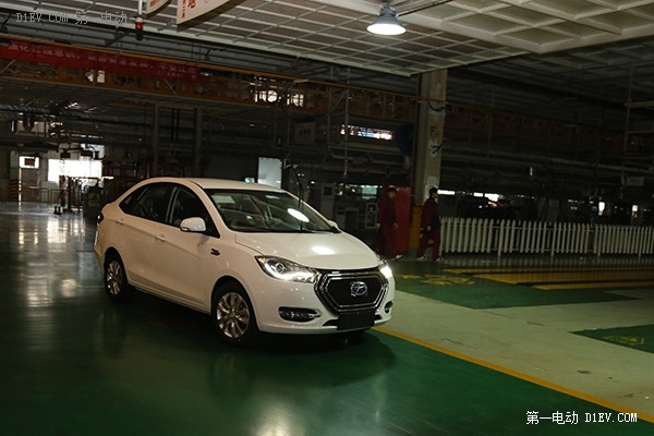 iEV5的搖籃 揭秘江淮汽車合肥工廠總裝生產(chǎn)線