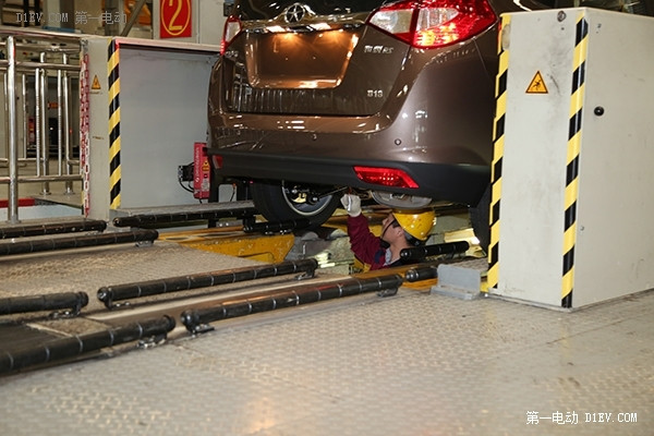 iEV5的搖籃 揭秘江淮汽車合肥工廠總裝生產(chǎn)線