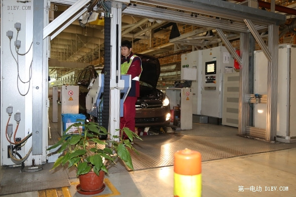 iEV5的搖籃 揭秘江淮汽車合肥工廠總裝生產(chǎn)線