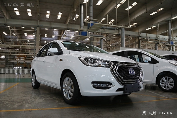 iEV5的搖籃 揭秘江淮汽車合肥工廠總裝生產(chǎn)線