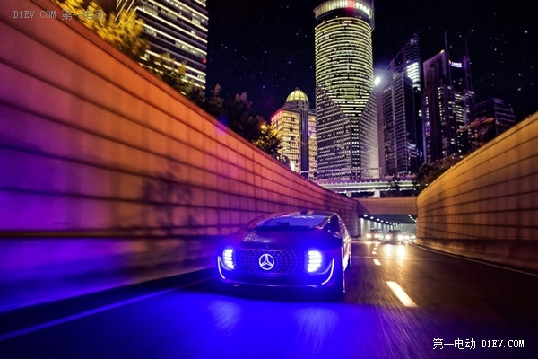 互聯(lián)網(wǎng)+汽車好好玩！四大車企智能電動爆品炫動亞洲消費電子展