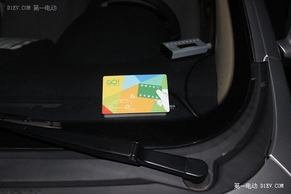 是圈了電動車主的充電車位!?租車公司占用公共充電樁大調查