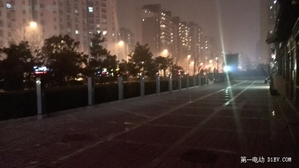 是圈了電動車主的充電車位!?租車公司占用公共充電樁大調查