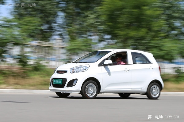 有史以來(lái)最耐看 搶先試駕御捷330微型電動(dòng)汽車
