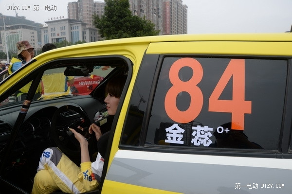 比亞迪秦再戰(zhàn)2015年CRC(1):湖南掛陽段