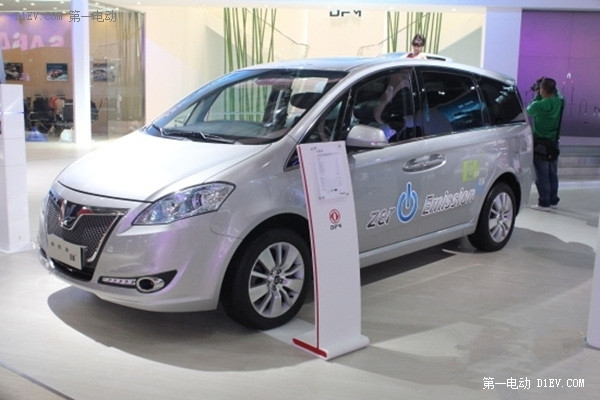 納智捷M7 EV