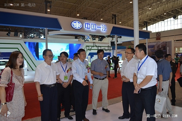 2015中國國際電動車/電池技術(shù)展示交易會在北京盛大開幕