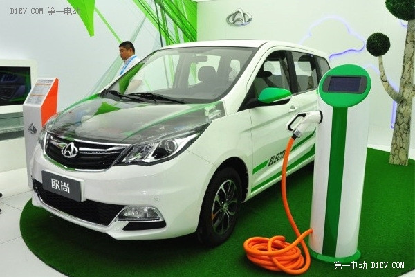長安歐尚電動車
