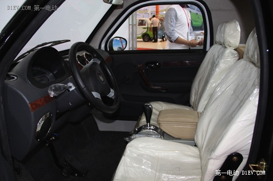 沈陽(yáng)電動(dòng)車展