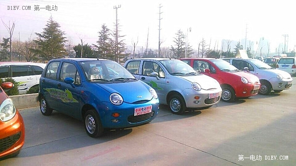 別做“電盲”！與電動(dòng)汽車(chē)“相遇、相處”學(xué)問(wèn)大