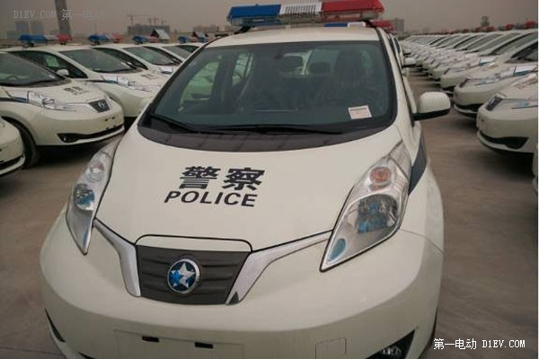 河南公安系统批量采购150辆晨风电动汽车