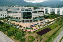 巨头疯狂扎堆 新能源汽车投资是个泡沫吗