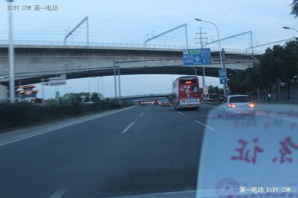 車(chē)主測(cè)試你極喜歡的電動(dòng)車(chē)！江淮iev5極限續(xù)航挑戰(zhàn)