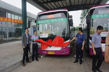 微宏助跑湖城純電動公交