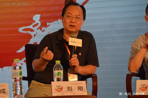 路在何方？泰山謀事微電