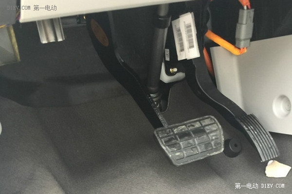 超詳細! 北汽EV200提車/上牌/裝飾全紀錄
