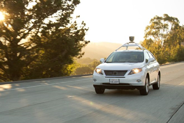 神秘Google X實(shí)驗(yàn)室探秘 無人駕駛車內(nèi)外實(shí)用至上