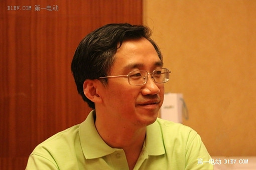 能源行业电动汽车充电设施标准化技术委员会秘书长刘永东