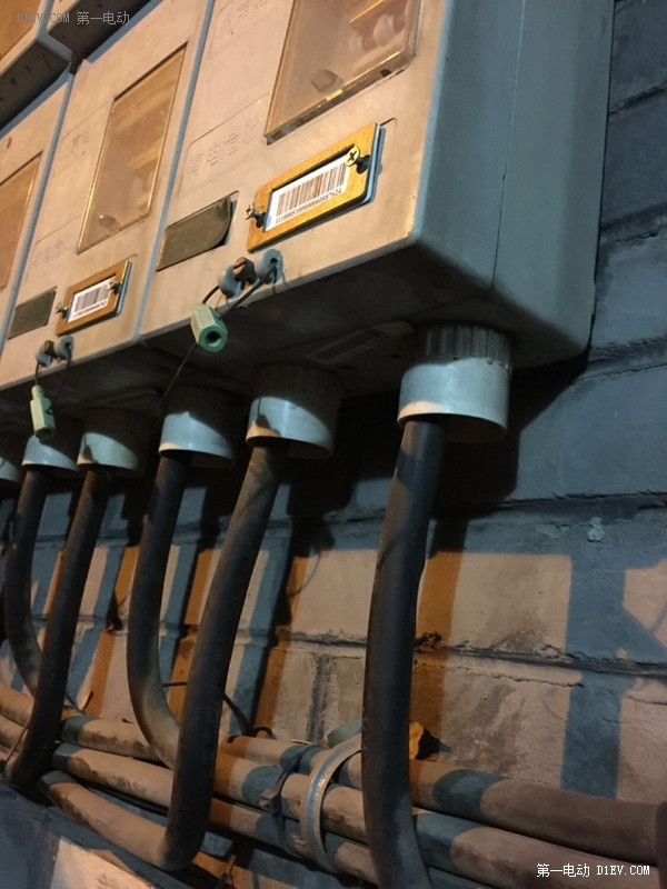 北汽EV200快慢充電數據/飛線工程多圖技術攻略