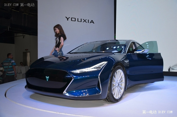 續(xù)航460km！中國(guó)首款互聯(lián)網(wǎng)汽車游俠X電動(dòng)轎跑發(fā)布